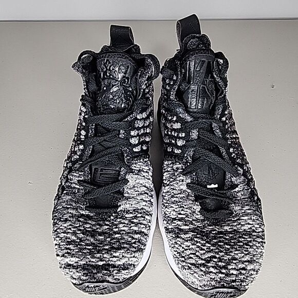 NIKE ZOOM LEBRON JAMES 17 "IN THE ARENA BIG KIDS OREO/BLACK-WHITE- Mr. B-b - Picture 5 of 7